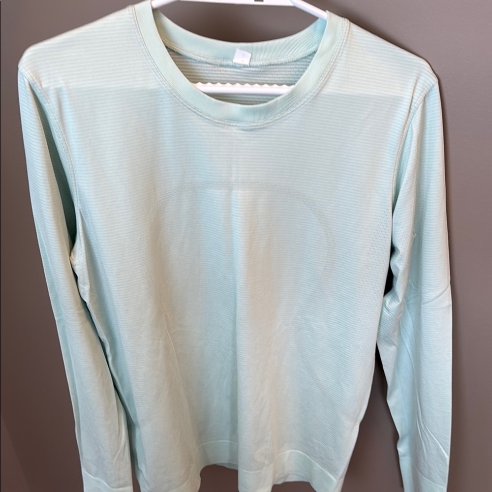 Lululemon Swiftly Tech Longsleeve Top - Delicate Mint Sz 10 - Picture 1 of 3
